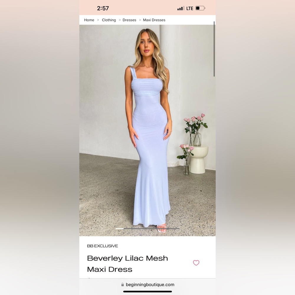 Worn once! Perfect condition and so cute and flattering.